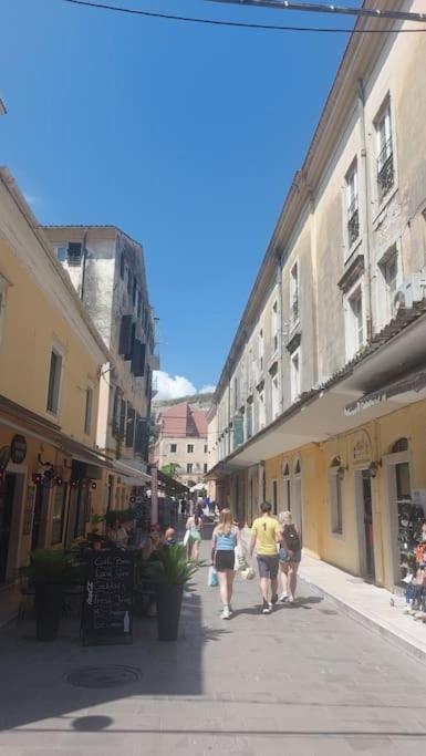 Old Port View Apartment, Διαμέρισμα Στο Κέντρο 2 Υπνοδωματίων Corfu  Екстер'єр фото